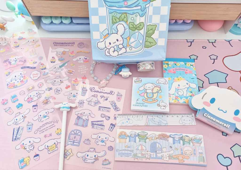 Flatlay of the full content from the Cinnamoroll mystery bag.