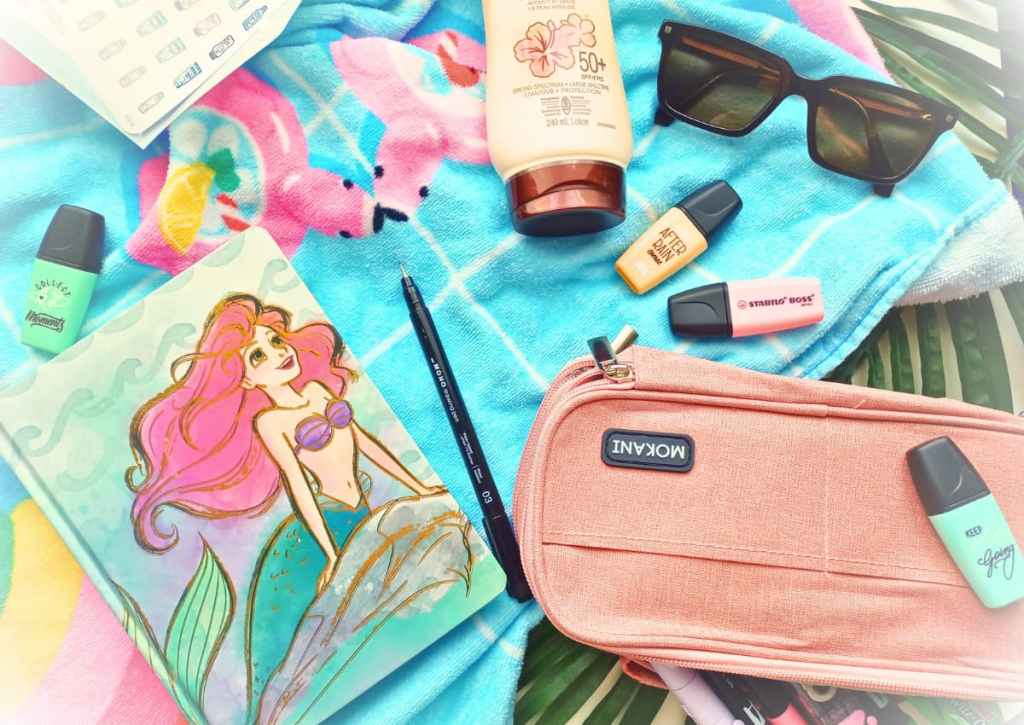 Journaling On The Go: What To Pack For Your Vacation&nbsp;✈️